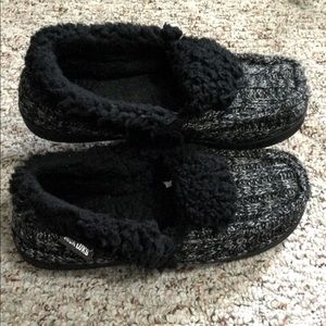 Muk Luks moccasin